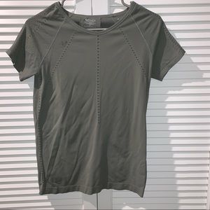 Athleta workout t shirt